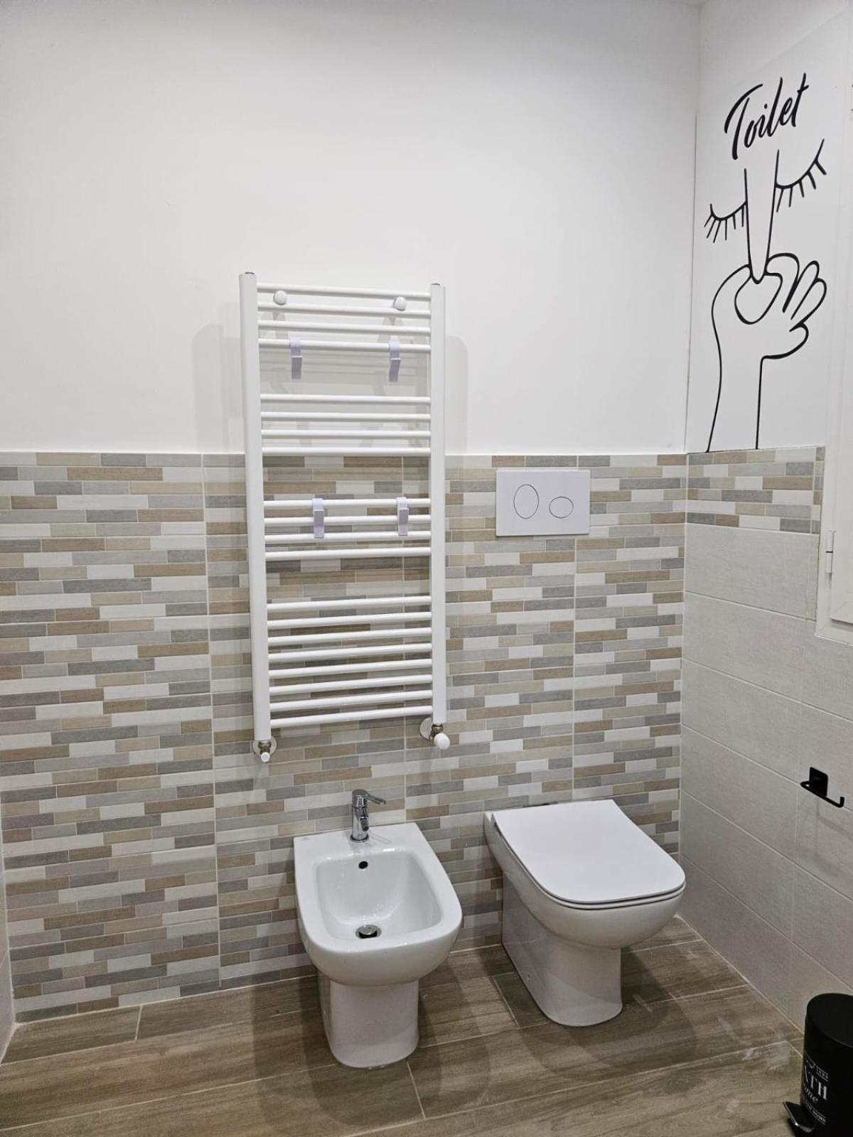 Porta D Ossuna Comfort Apartments Palermo Eksteriør bilde